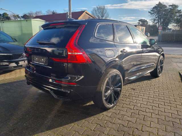 Volvo  Plus Black Edition Recharge Plug-In Hybrid