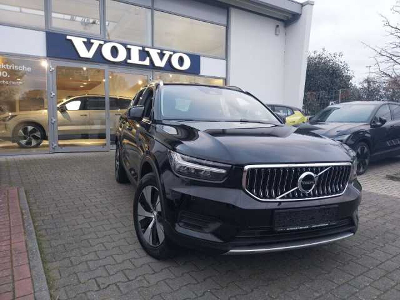 Volvo  T4 Recharge Plug-In Hybrid 2WD