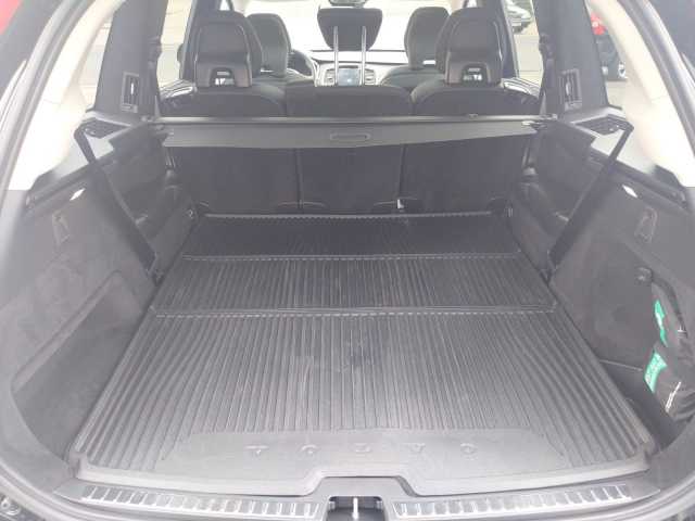 Volvo  Ultimate Bright Recharge Plug-In Hybrid AWD
