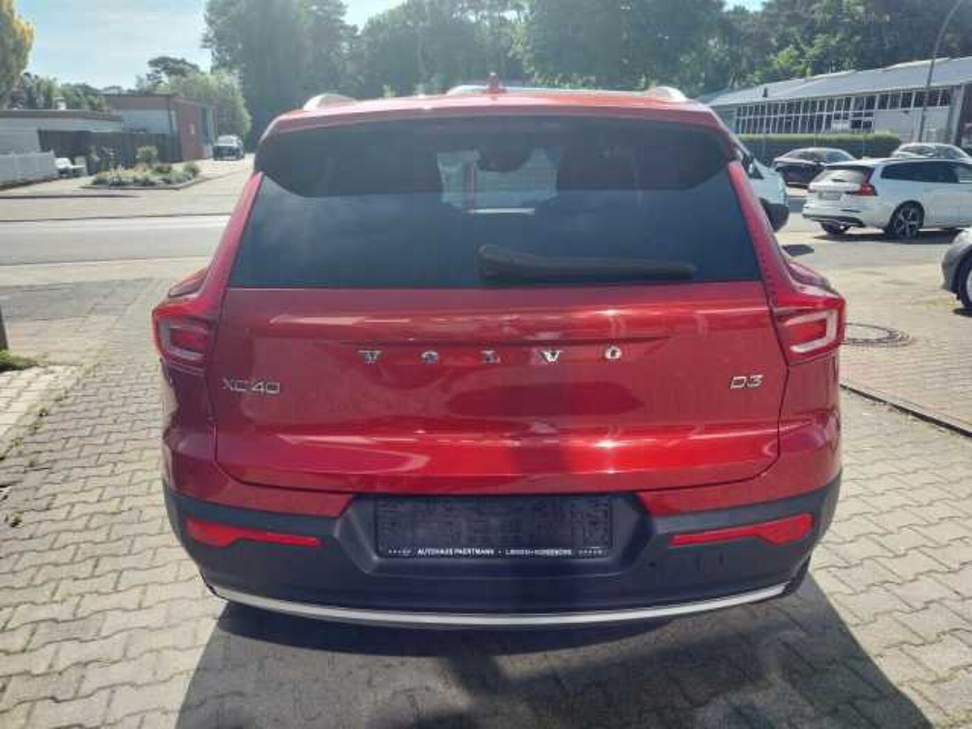 Volvo  D3 Momentum Autom. Leder