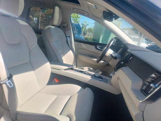 Volvo  B4 Inscription Panoramadach, ACC,