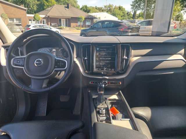 Volvo  D4 Inscription AWD