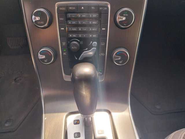 Volvo  D5 Kombi Momentum Autom.