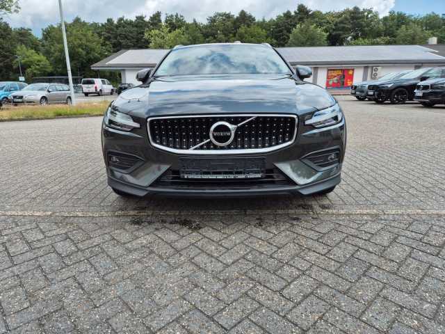 Volvo  Cross Country Pro AWD B4 Diesel