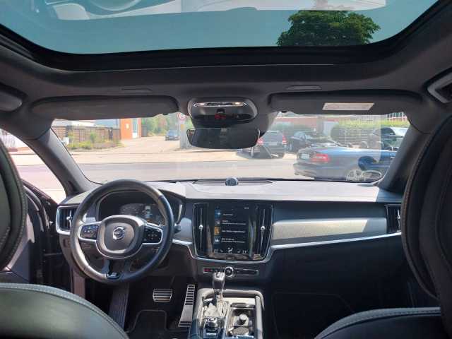 Volvo  D5 R-Design AWD 'Luftfahrwerk, Panorama'