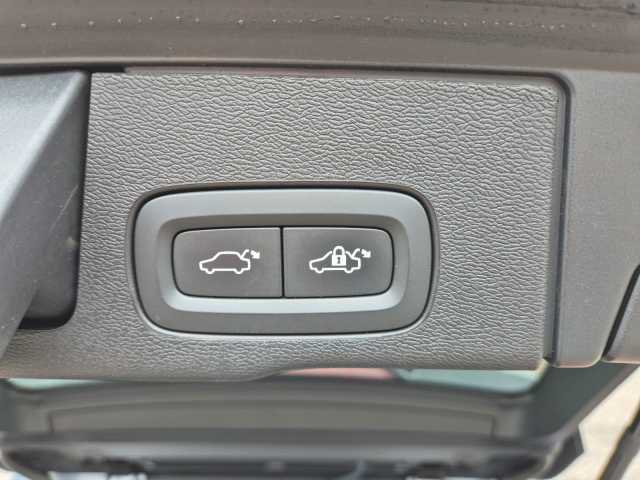 Volvo  Inscription AWD B4