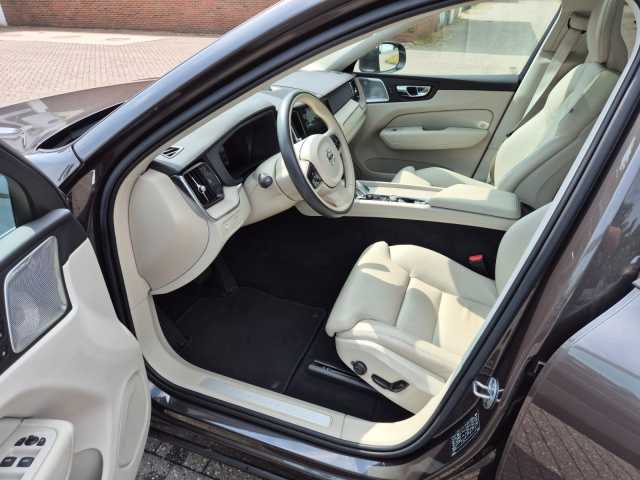 Volvo  Inscription AWD B5 Diesel