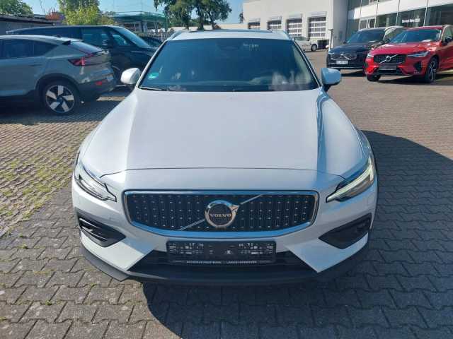 Volvo  Ultimate AWD