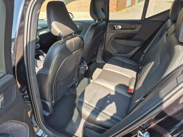 Volvo  Plus Dark 2WD B3