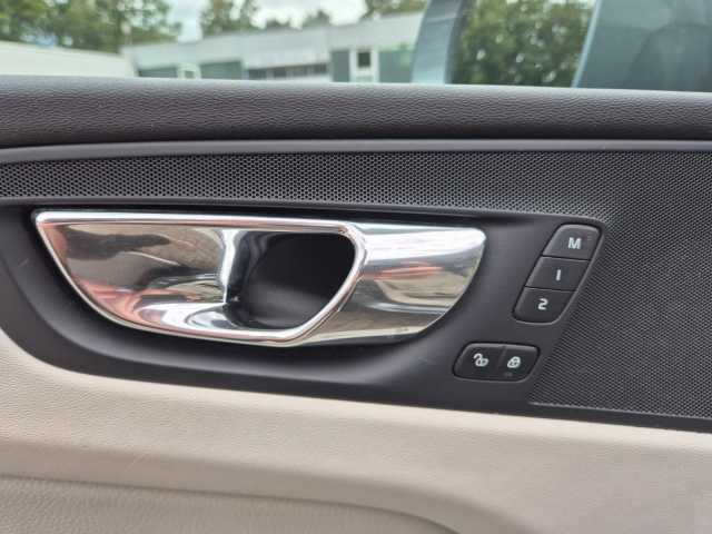 Volvo  Inscription AWD