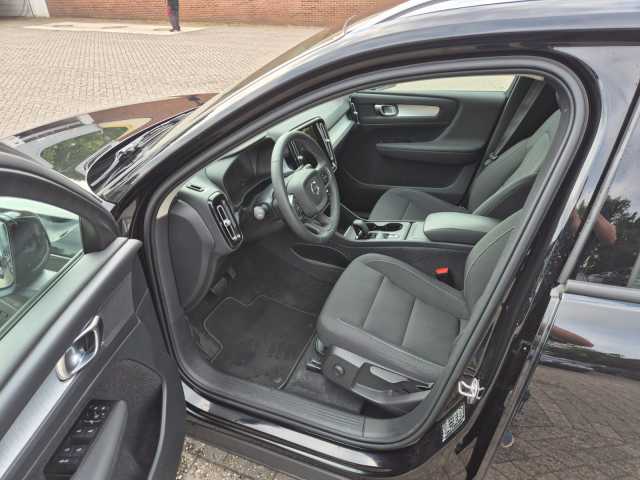 Volvo  Momentum Pro 2WD T3