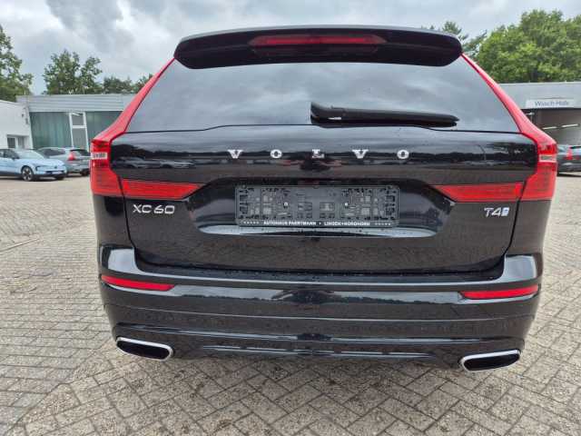Volvo  R Design 2WD T4