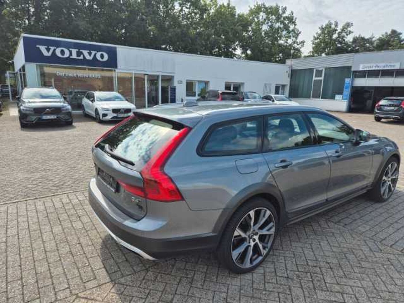 Volvo  Pro D4 AWD