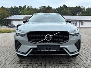 Volvo  Plus Dark 2WD