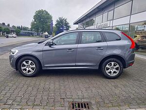 Volvo  D3 Autom. AHK, Navi, Kindersitze integr.