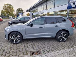 Volvo  T6 Plus Dark Recharge Plug-In Hybrid AWD