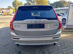 Volvo  D5 Momentum AWD LED, AHK, Navi,