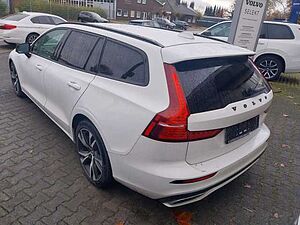 Volvo  Kombi R Design Recharge Plug-In Hybrid AWD