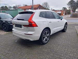 Volvo  T5 Inscription + Xeniumpaket + AHK schwenk.