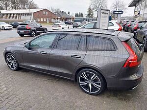 Volvo  T6 KombiR Design Recharge Plug-In Hybrid AWD