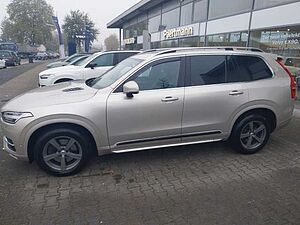 Volvo  D5 Momentum AWD LED, AHK, Navi,