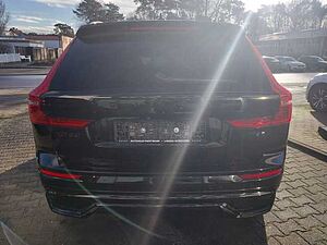 Volvo  Plus Black Edition Recharge Plug-In Hybrid