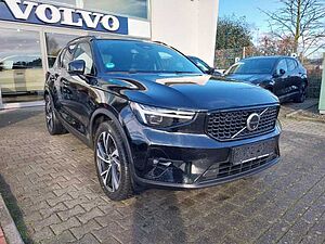 Volvo  B4 Plus Dark 2WD