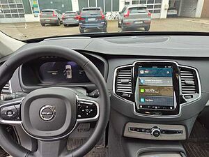 Volvo  Ultra Dark T8 Recharge Plug-In Hybrid AWD