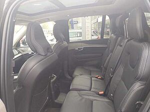 Volvo  Ultimate Bright Recharge Plug-In Hybrid AWD