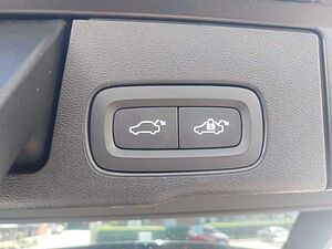 Volvo  B4 Inscription Panoramadach, ACC,