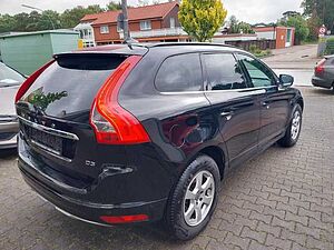 Volvo  Momentum 2WD