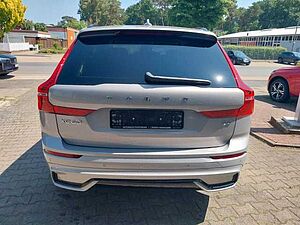 Volvo  B4 Plus Dark 2WD
