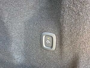 Volvo  R-Design AWD B5 Diesel
