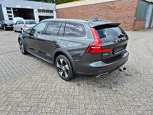 Volvo  Cross Country Pro AWD B4 Diesel