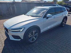 Volvo  Ultimate AWD