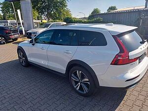 Volvo  Ultimate AWD
