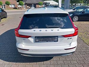 Volvo  Ultimate AWD