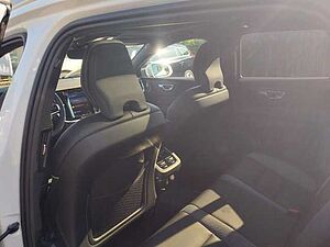 Volvo  Ultimate AWD