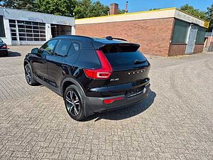Volvo  Plus Dark 2WD B3