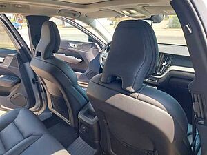 Volvo  Ultimate Dark Recharge Plug-In Hybrid AWD