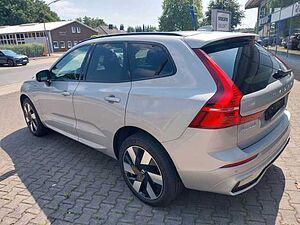 Volvo  Ultimate Dark Recharge Plug-In Hybrid AWD