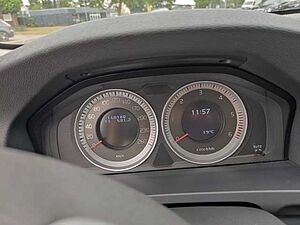 Volvo  D5 Kombi Momentum