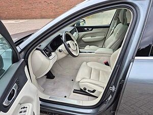 Volvo  Inscription AWD
