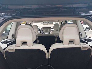 Volvo  T8 Ultra Dark Plug-In Hybrid AWD B&W Sound