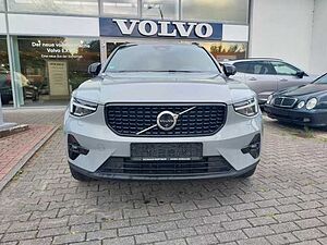 Volvo  B4 Plus Dark 2WD ACC Panoramadach