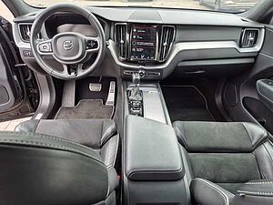 Volvo  R Design 2WD T4