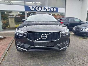Volvo  B4 Momentum Pro AWD, AHK