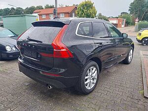 Volvo  B4 Momentum Pro AWD, AHK