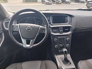 Volvo  Momentum