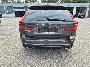 Volvo  Plus Dark Recharge Plug-In Hybrid AWD